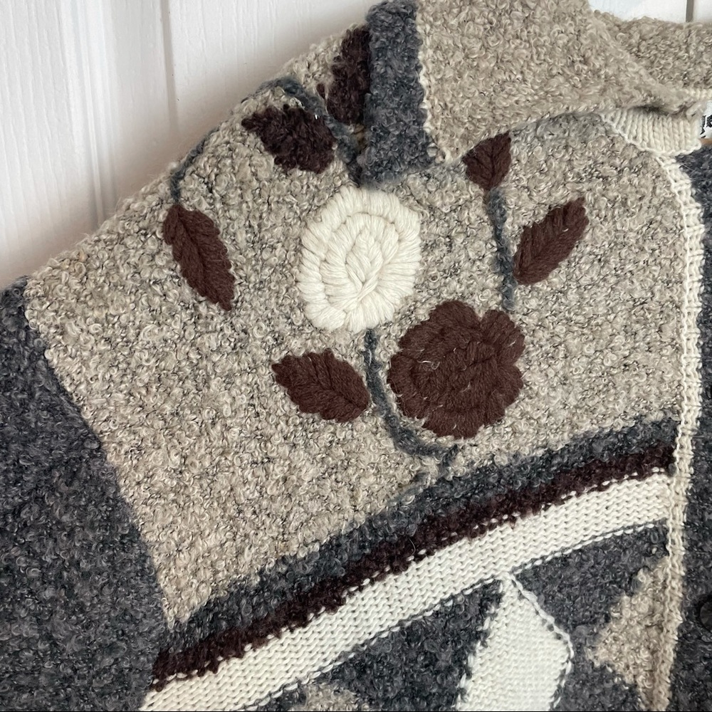 Cozy Core Patterned Cardigan - Picture 7 of 10